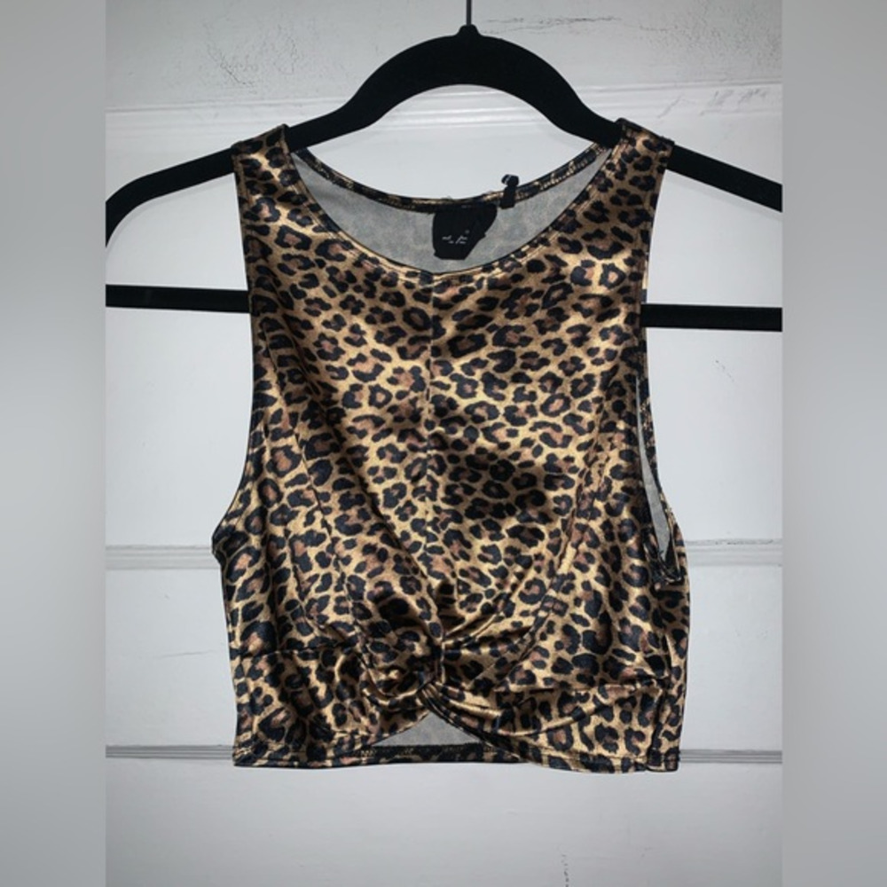 Urban outfitters out from under leopard cropped twist front tank‎ top size XS